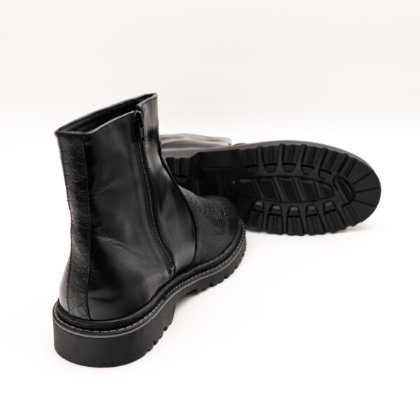 Ghete barbati cu fermoar piele neagra cu presaj piton talpa bocanc cusuta