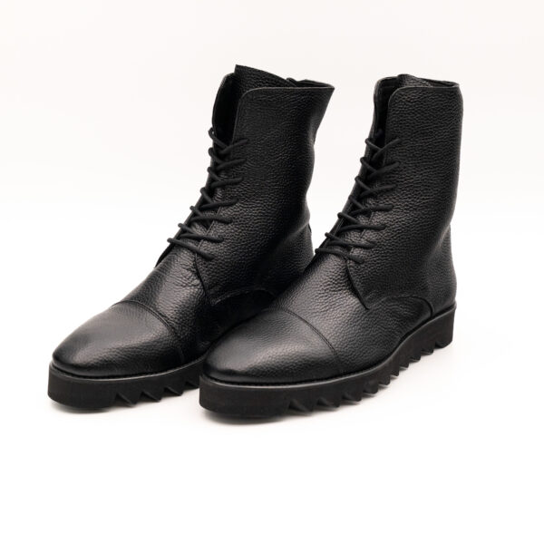 Ghete barbati cu siret piele bizonata neagra talpa usoara