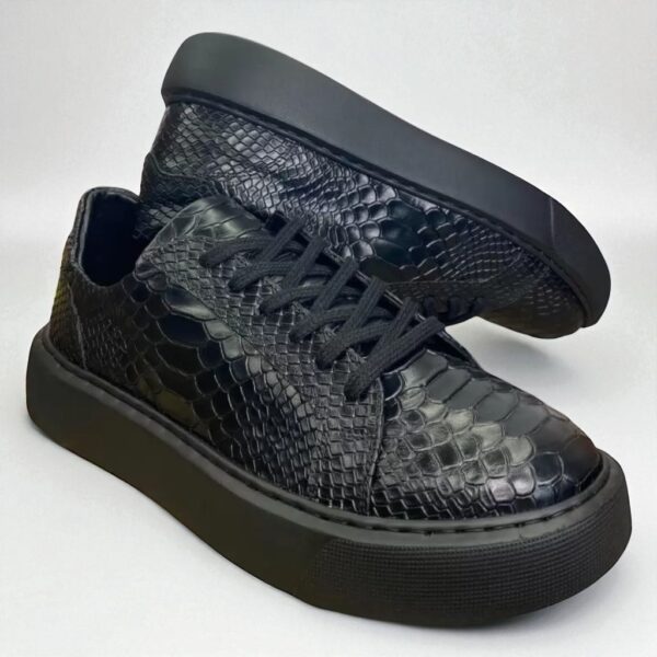 Pantofi sport barbati SNEAKERS piele neagra talpa neagra cusuta